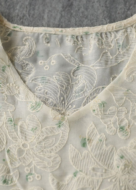 Beautifully Finished Blouse in a Timeless Design