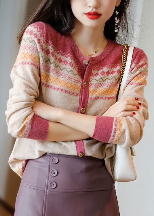 Beautifully Finished Cardigan in a Timeless Design