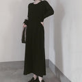 Well Tailored Sweater with a Graceful Silhouette