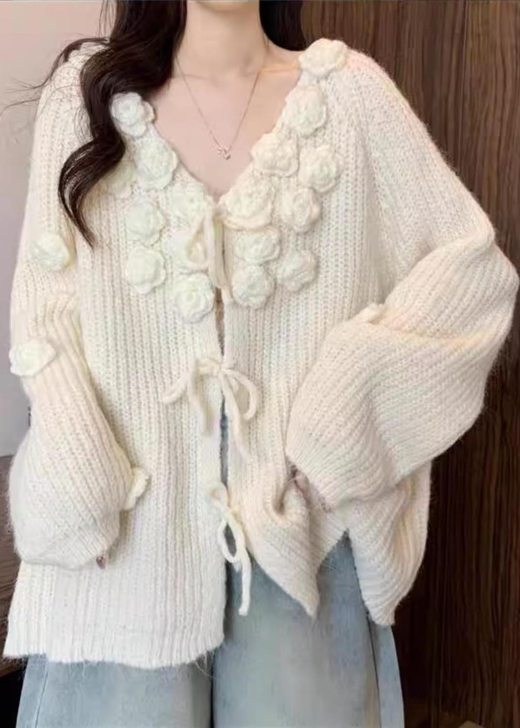 Elegantly Styled Cardigan for Everyday Wear
