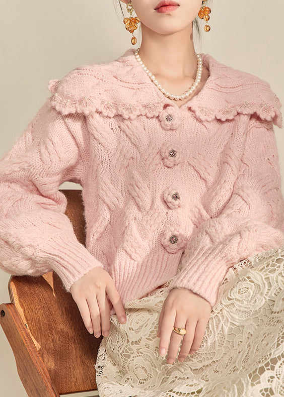 Effortlessly Elegant Coat with a Timeless Design