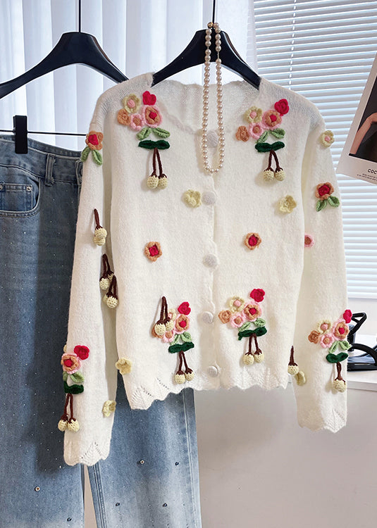 Beautifully Crafted Cardigan in a Classic Style