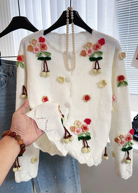Beautifully Crafted Cardigan in a Classic Style