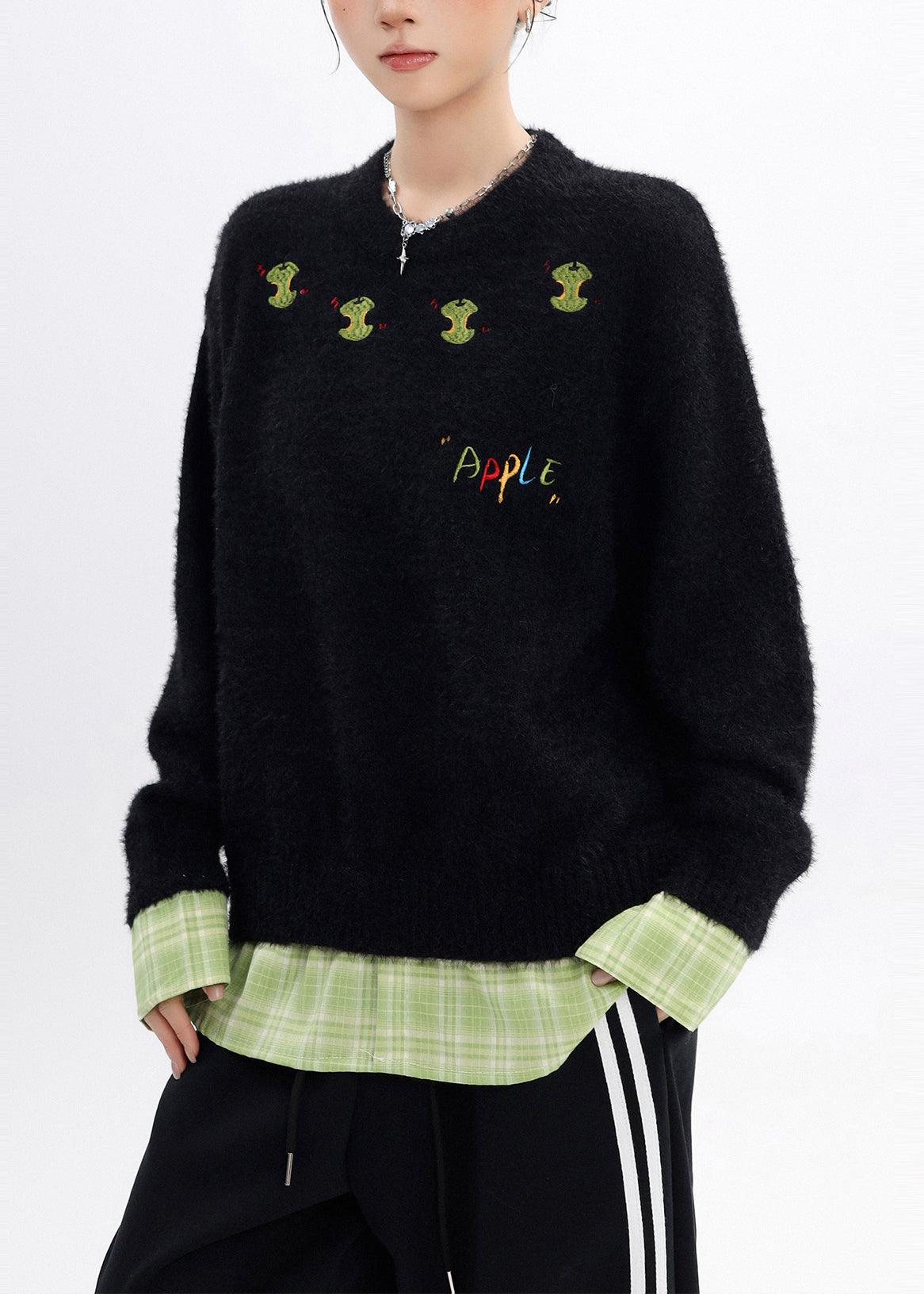 Elegantly Styled Pullover for Everyday Wear