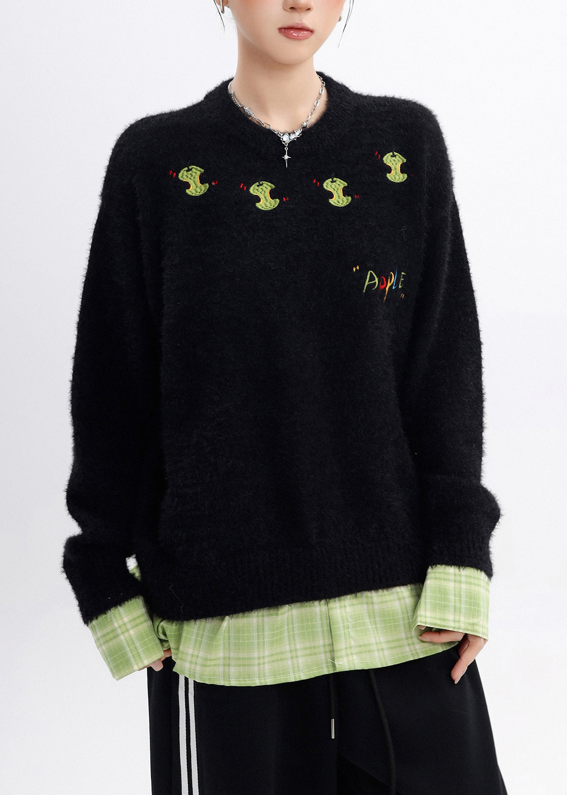 Elegantly Styled Pullover for Everyday Wear