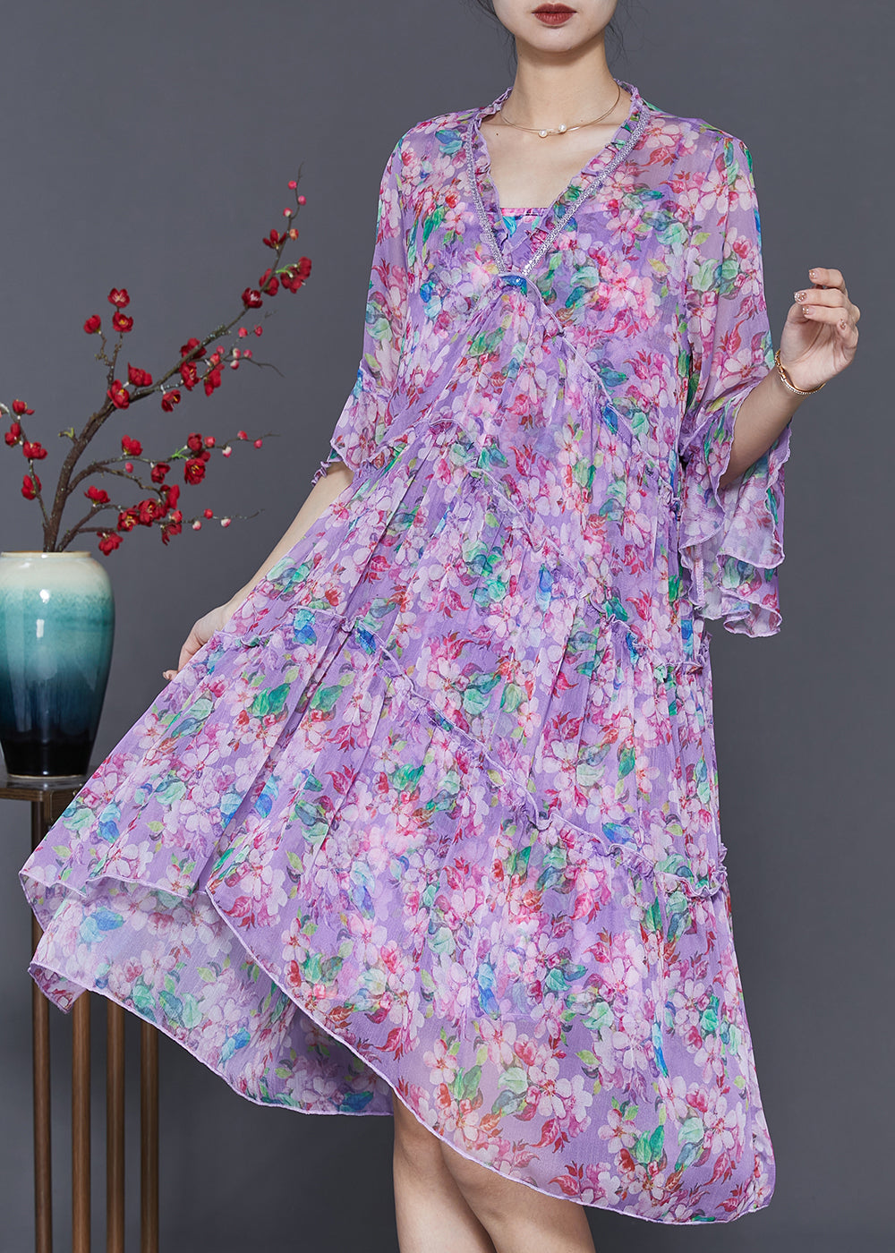 Well Tailored Dress with a Graceful Silhouette