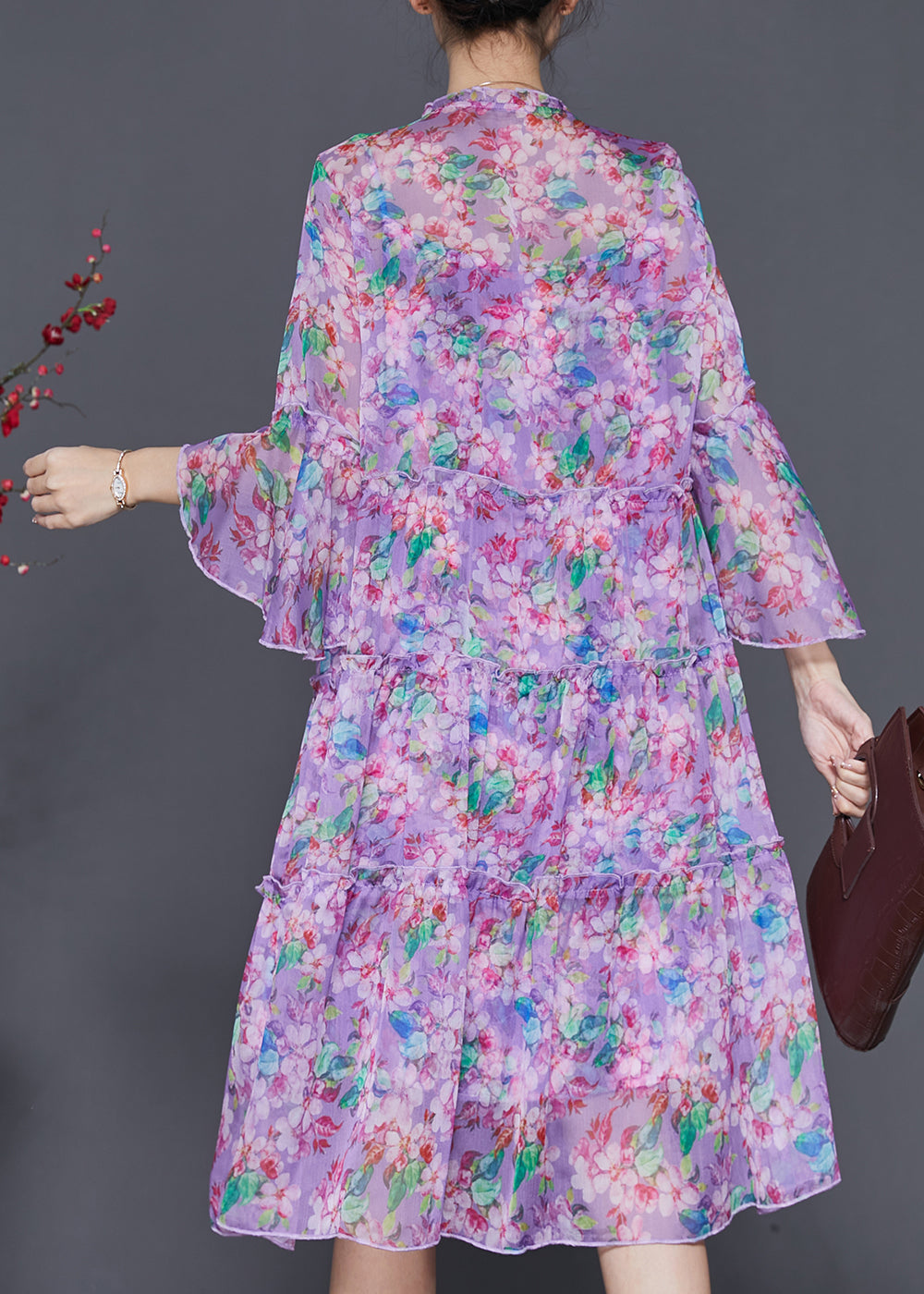 Well Tailored Dress with a Graceful Silhouette