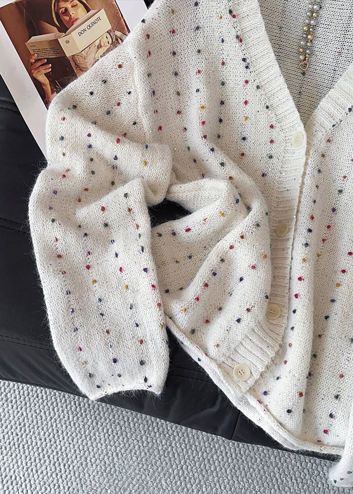 Elegantly Styled Cardigan for Everyday Wear