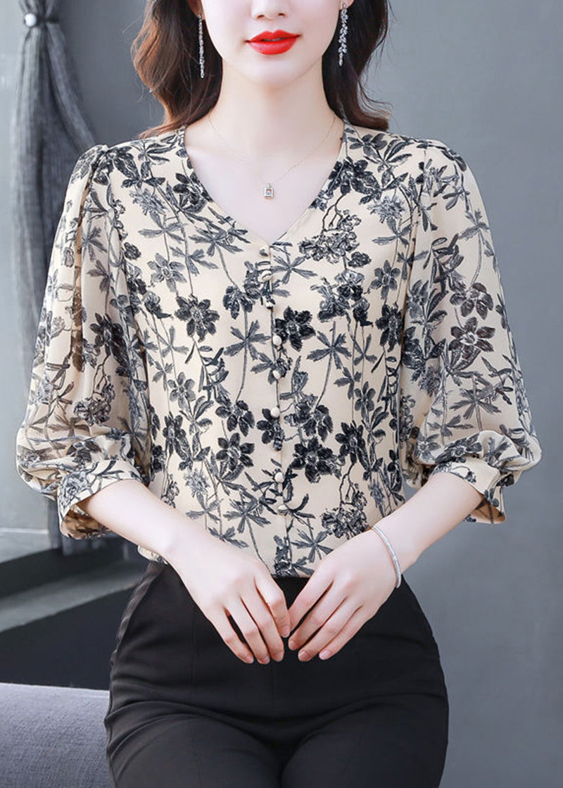Classic Vintage & Enduringly Stylish Blouse