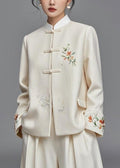 Beautifully Finished Coat in a Timeless Design