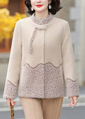 Effortlessly Elegant Coat with a Timeless Design