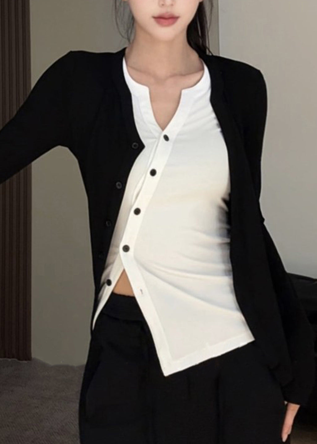 Effortlessly Elegant Top with a Timeless Design