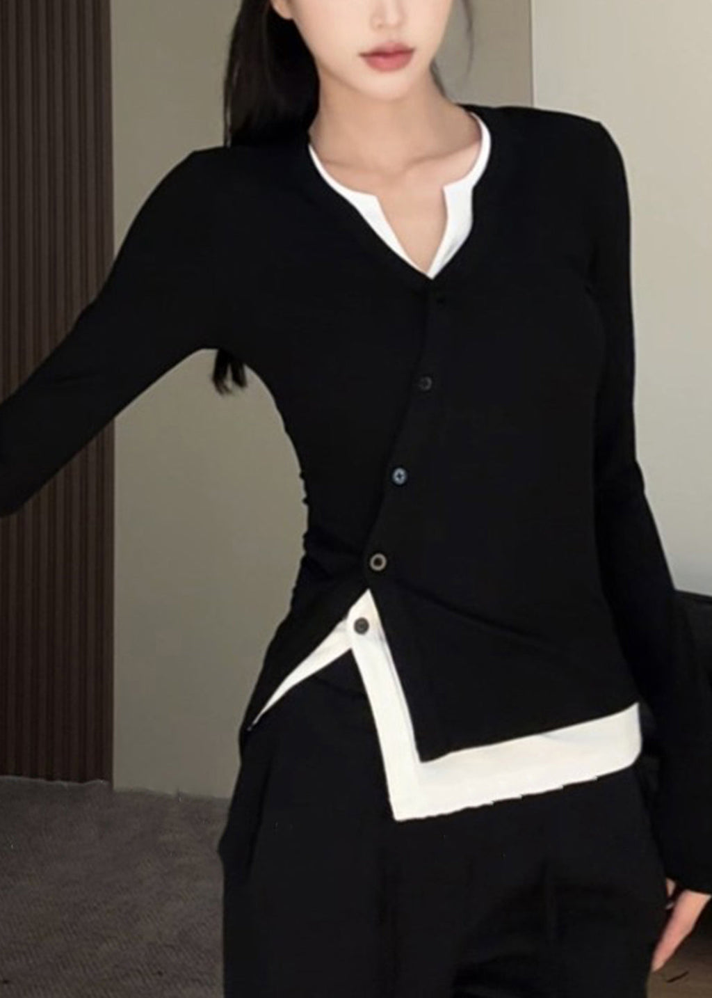 Effortlessly Elegant Top with a Timeless Design