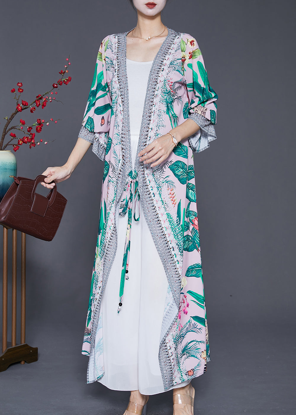 Effortlessly Elegant Cardigan with a Timeless Design