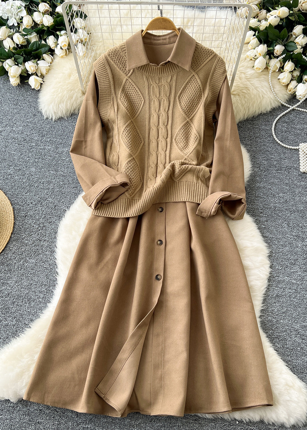 Beautifully Finished Dress in a Timeless Design