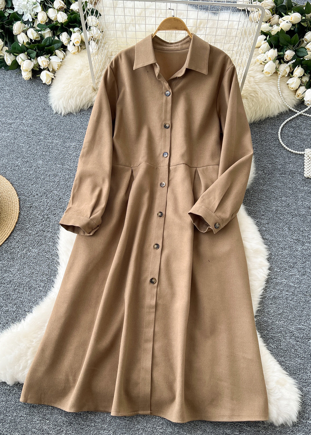 Beautifully Finished Dress in a Timeless Design