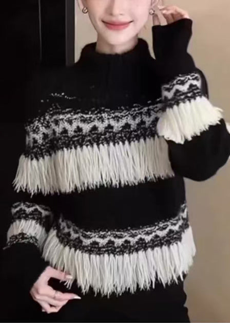 Classic Vintage Pullover with a Flattering Fit