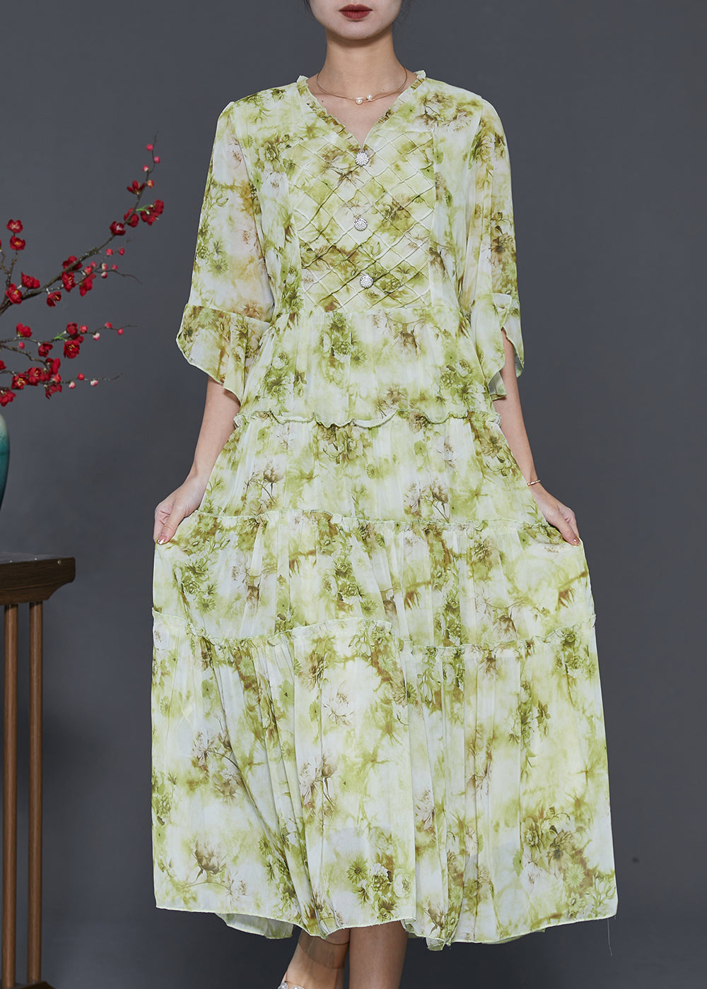 Gracefully Styled Dress for Any Occasion