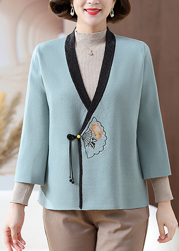 Classic Vintage & Enduringly Stylish Cardigan