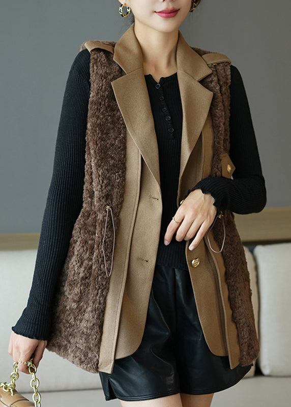 Sophisticated Coat with a Clean Classic Look