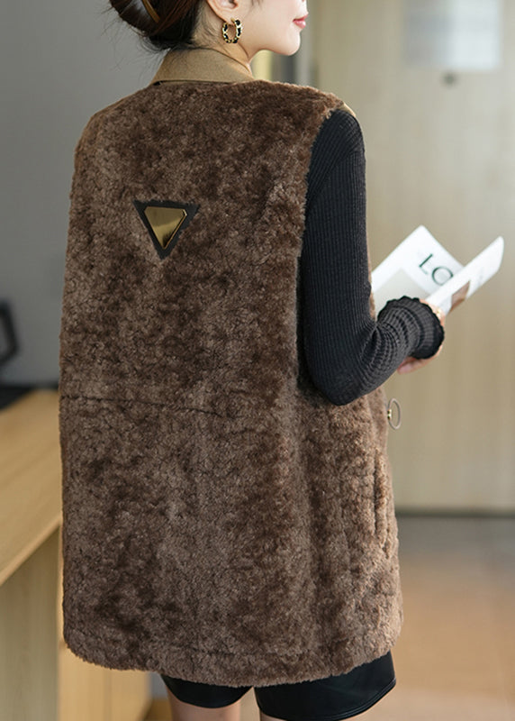 Gracefully Styled Coat for Any Occasion
