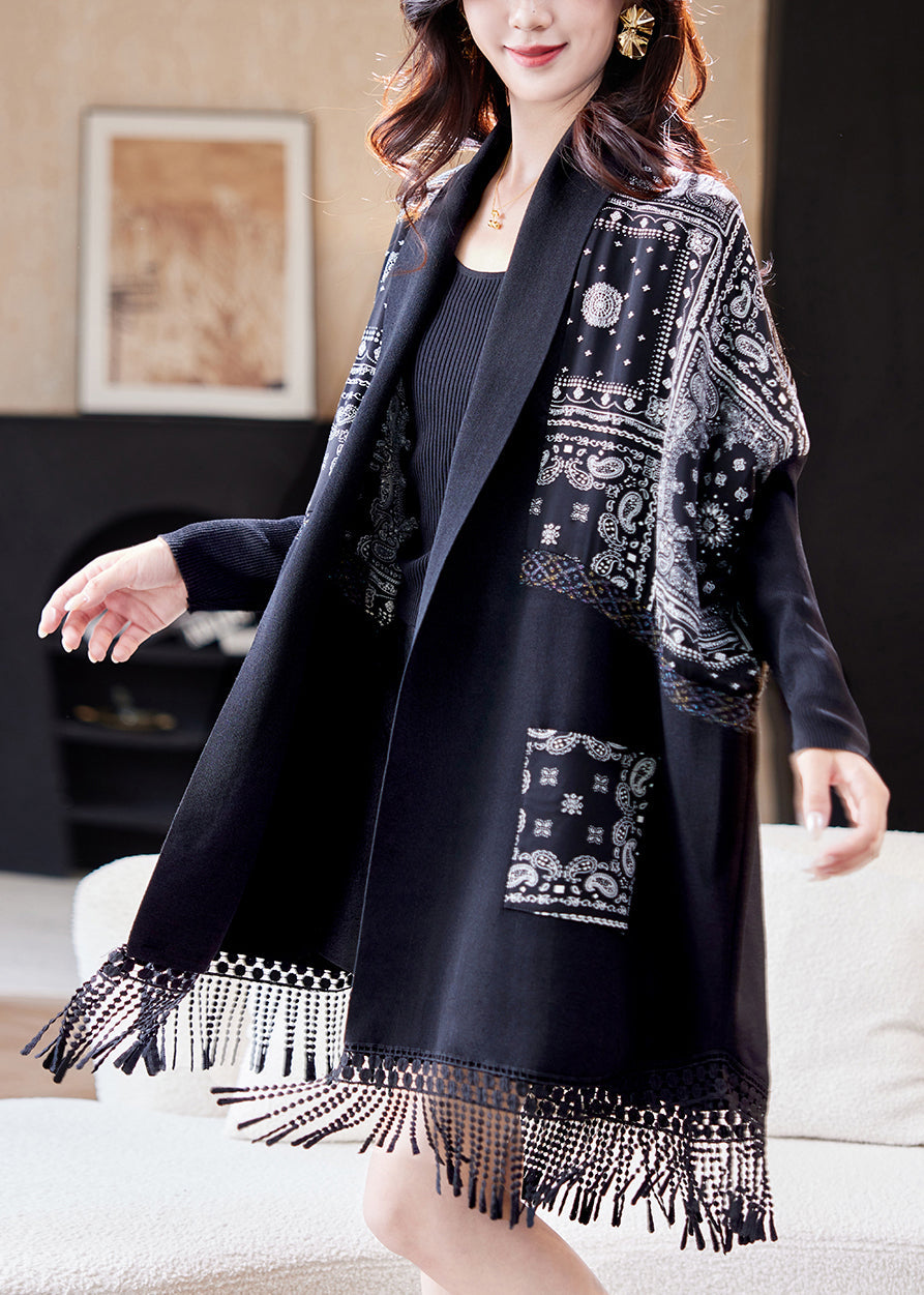 Well Tailored Cardigan with a Graceful Silhouette