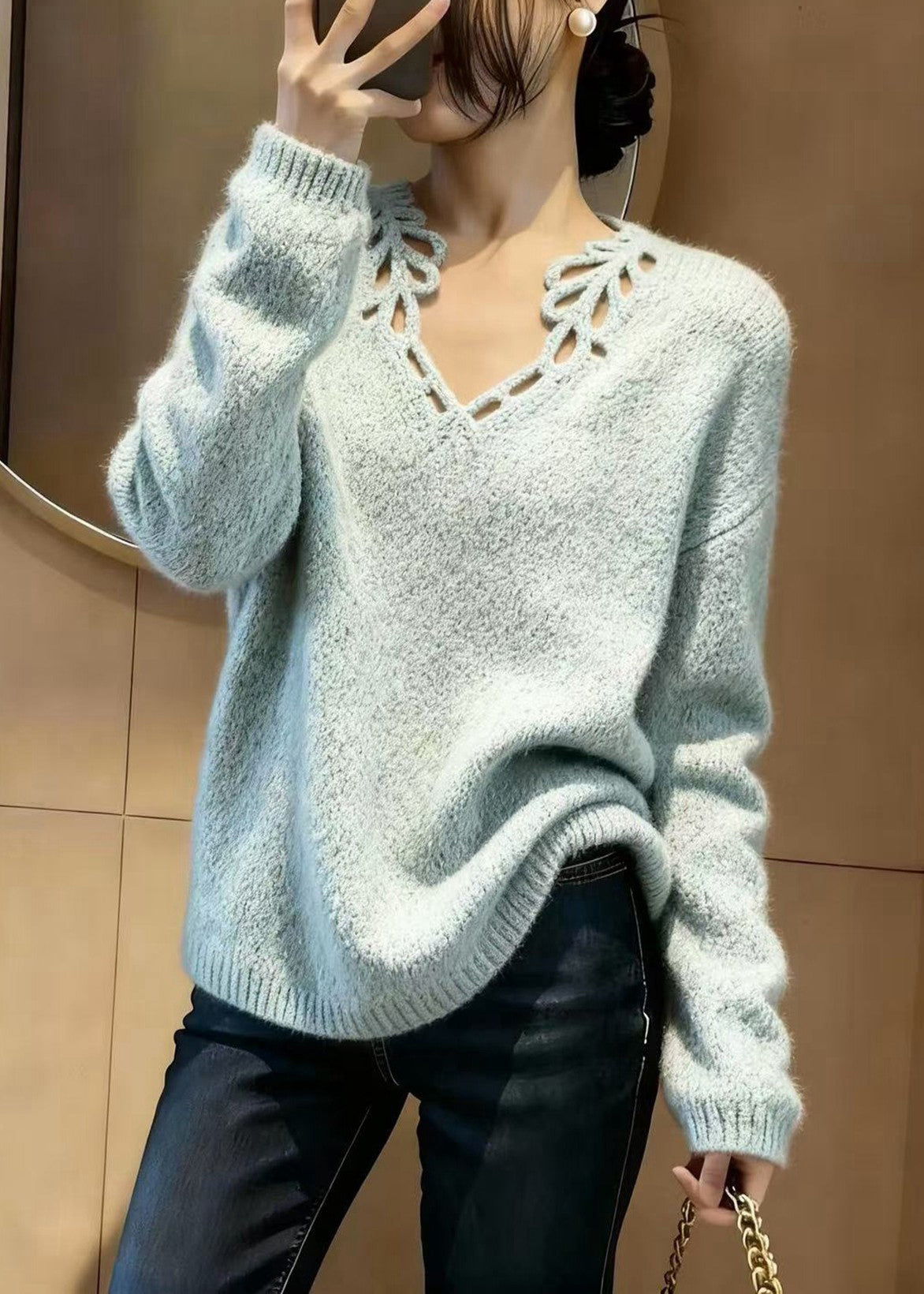 Beautifully Crafted Pullover in a Classic Style