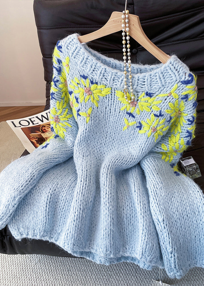Beautifully Finished Top in a Timeless Design