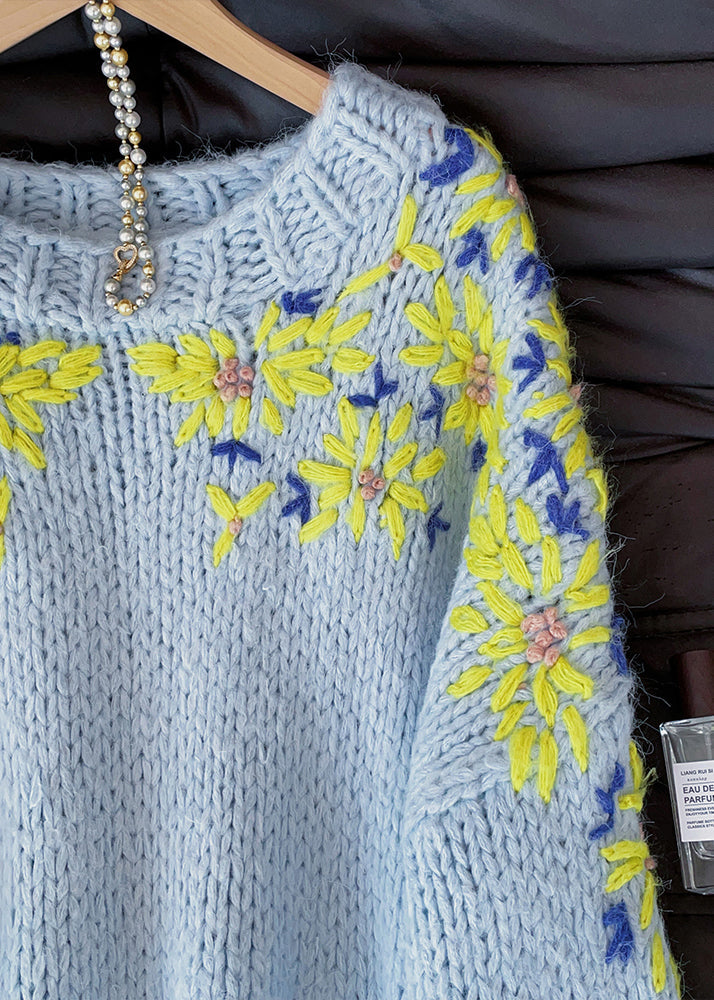 Beautifully Finished Top in a Timeless Design