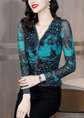 Beautifully Finished Top in a Timeless Design