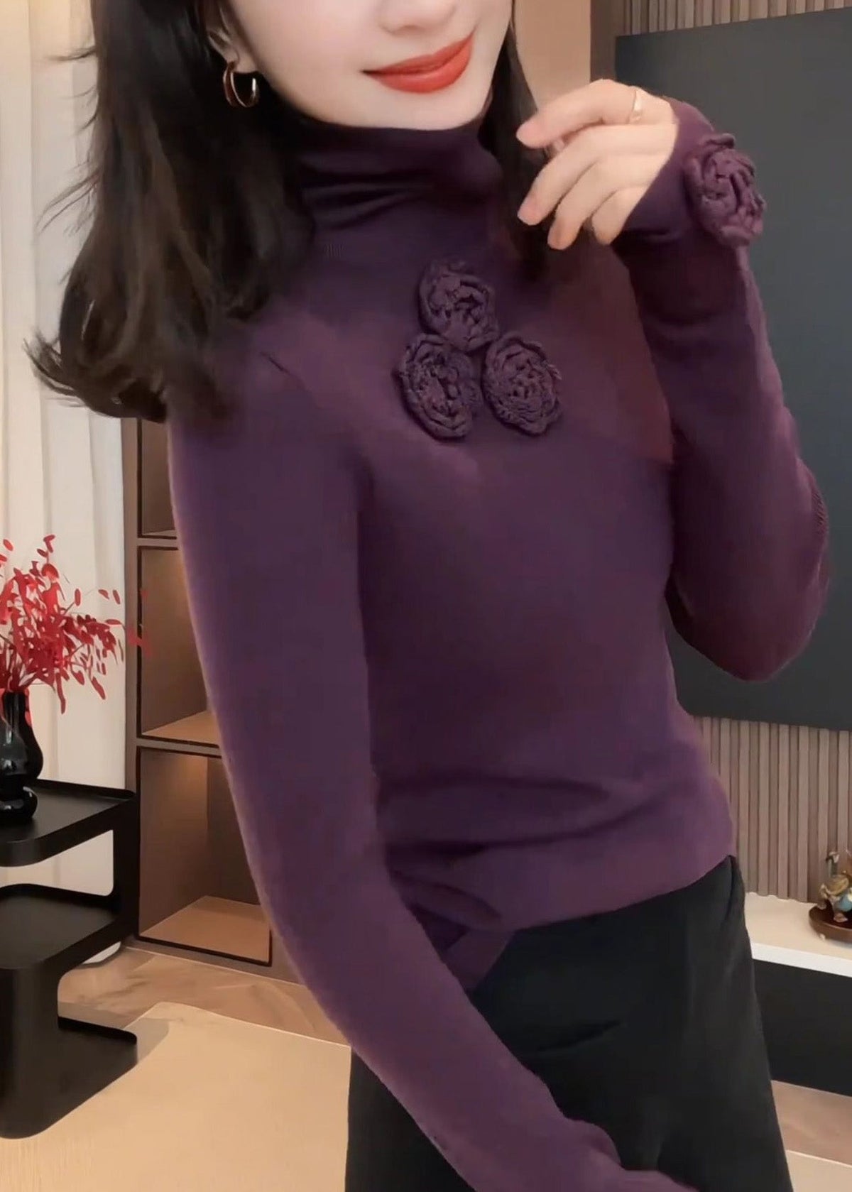 Effortlessly Elegant Sweater with a Timeless Design
