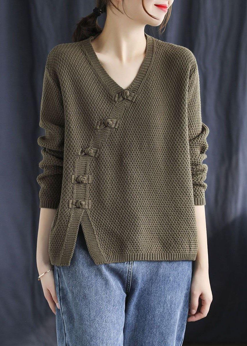 Beautifully Crafted Sweater in a Classic Style