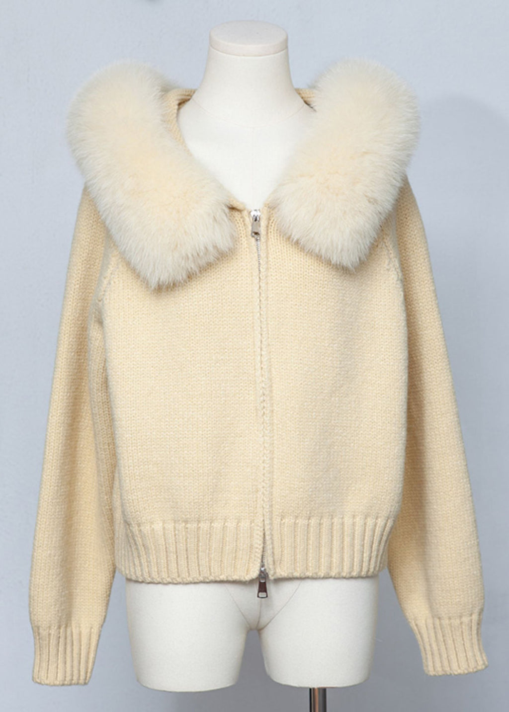 Elegantly Styled Coat for Everyday Wear
