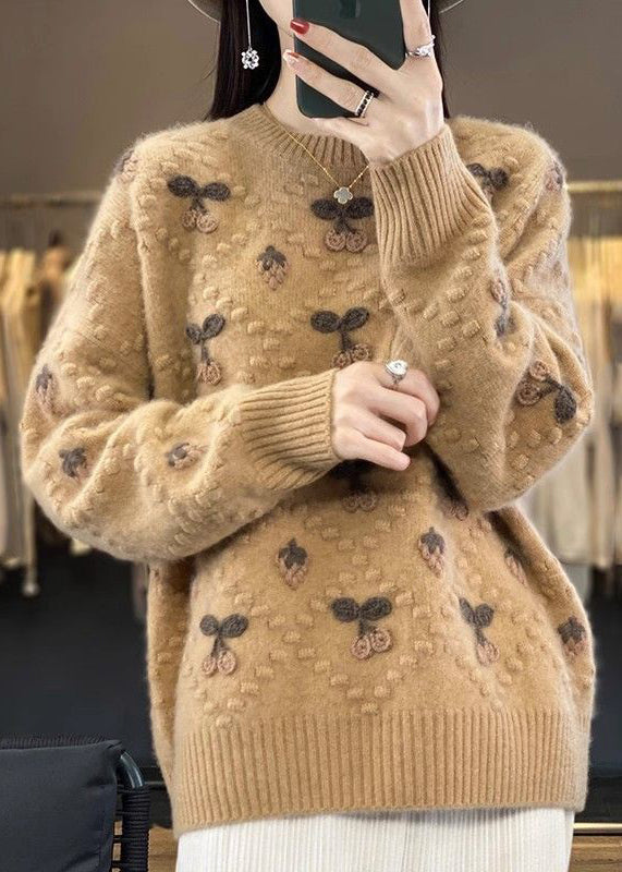 Classic Vintage Sweater with a Flattering Fit
