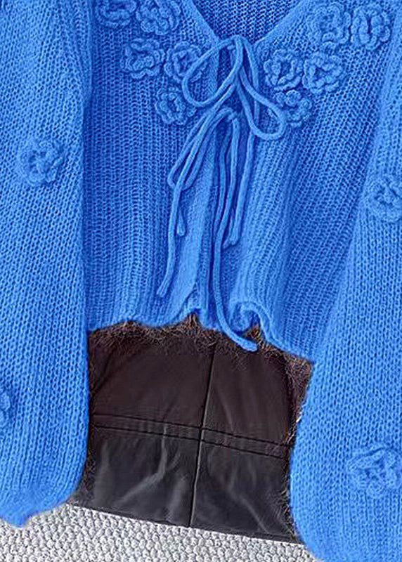 Well Tailored Cardigan with a Graceful Silhouette
