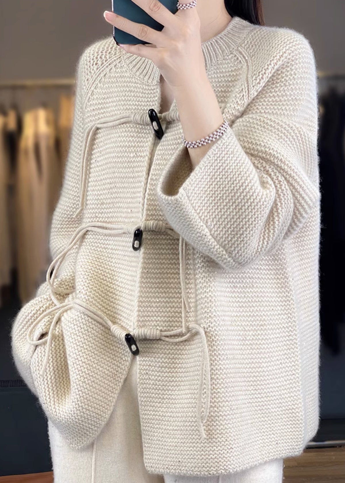 Beautifully Finished Coat in a Timeless Design