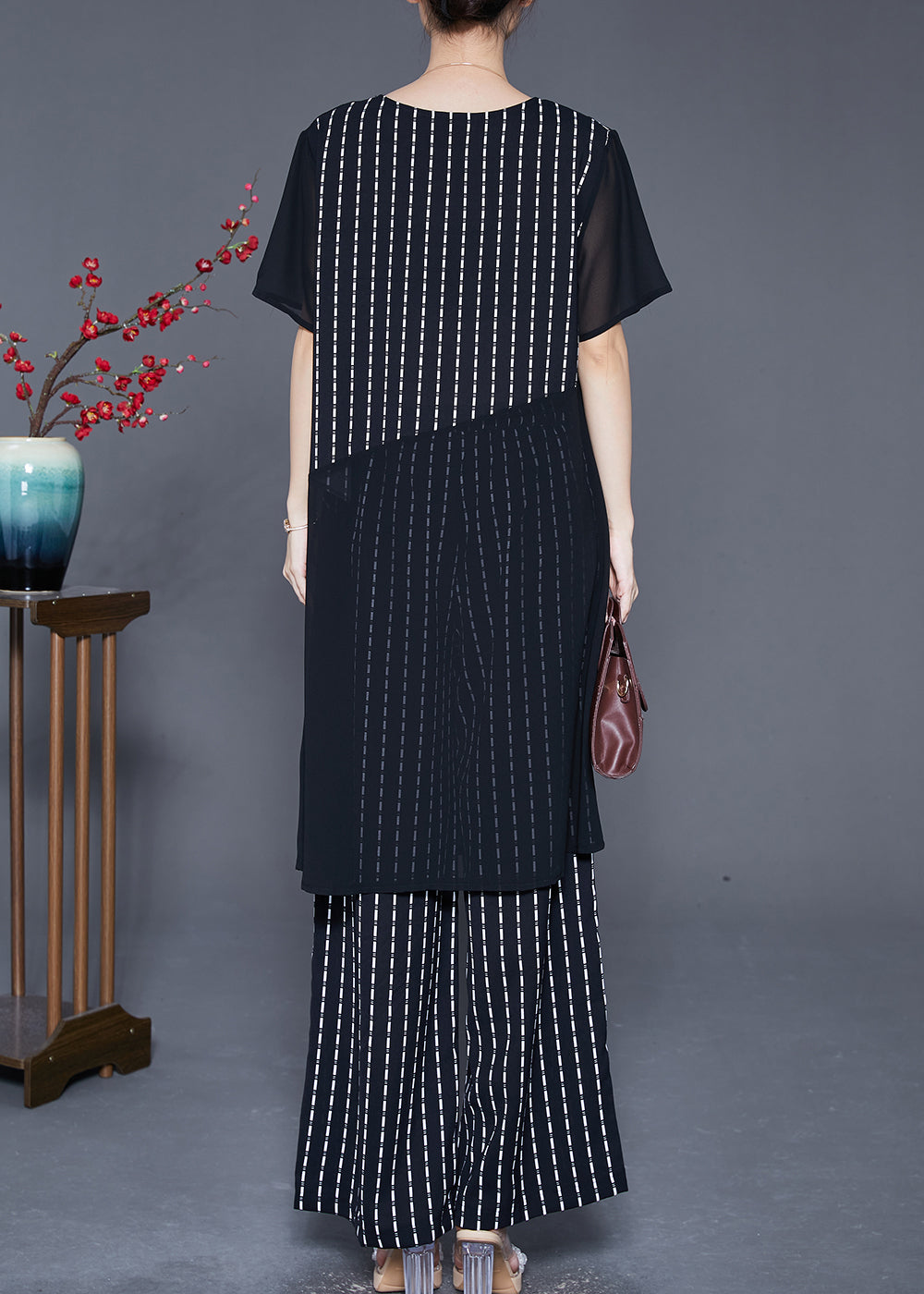Gracefully Styled Garment for Any Occasion
