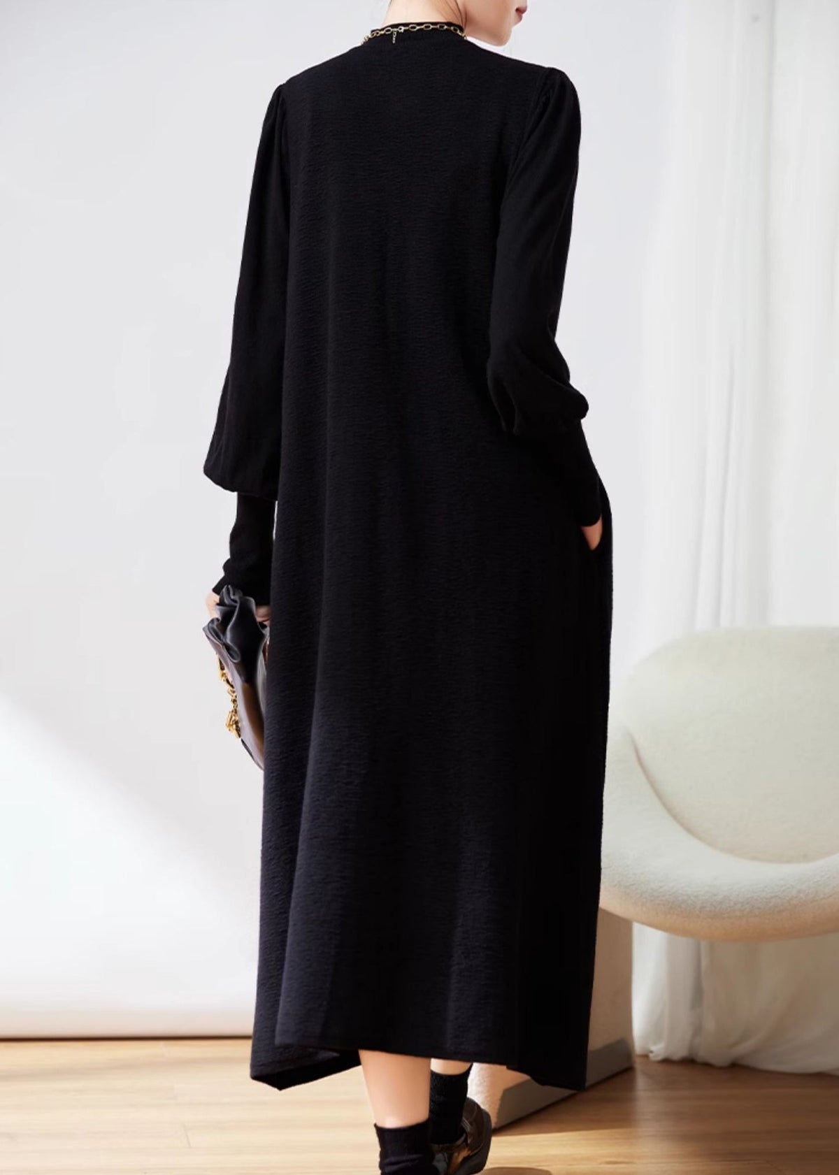Polished Dress with an Effortless Classic Look
