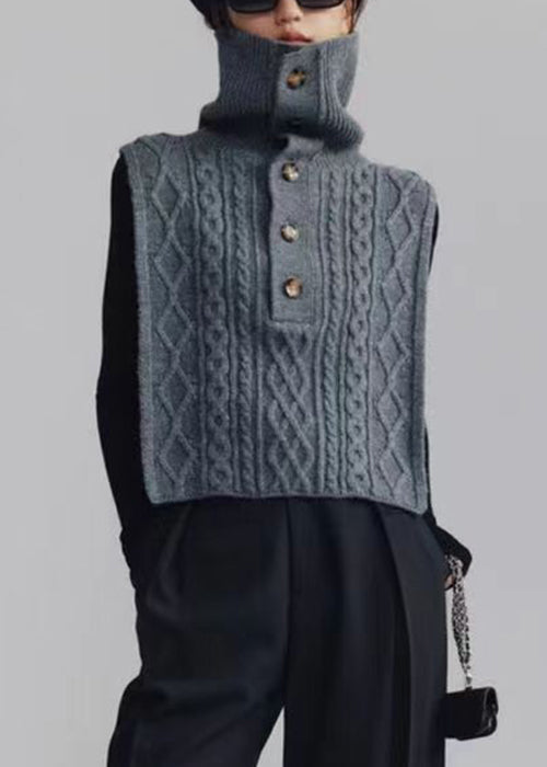 Sophisticated Coat with a Clean Classic Look