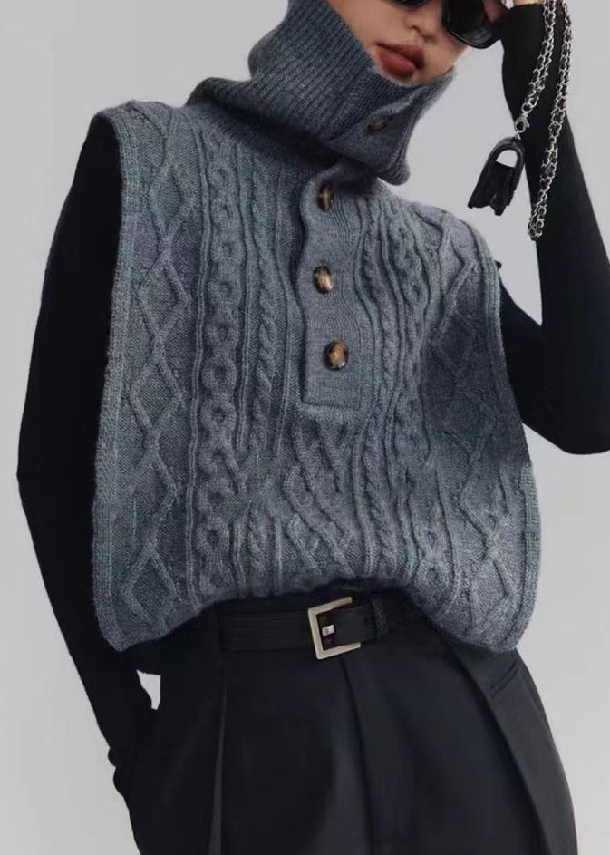 Sophisticated Coat with a Clean Classic Look