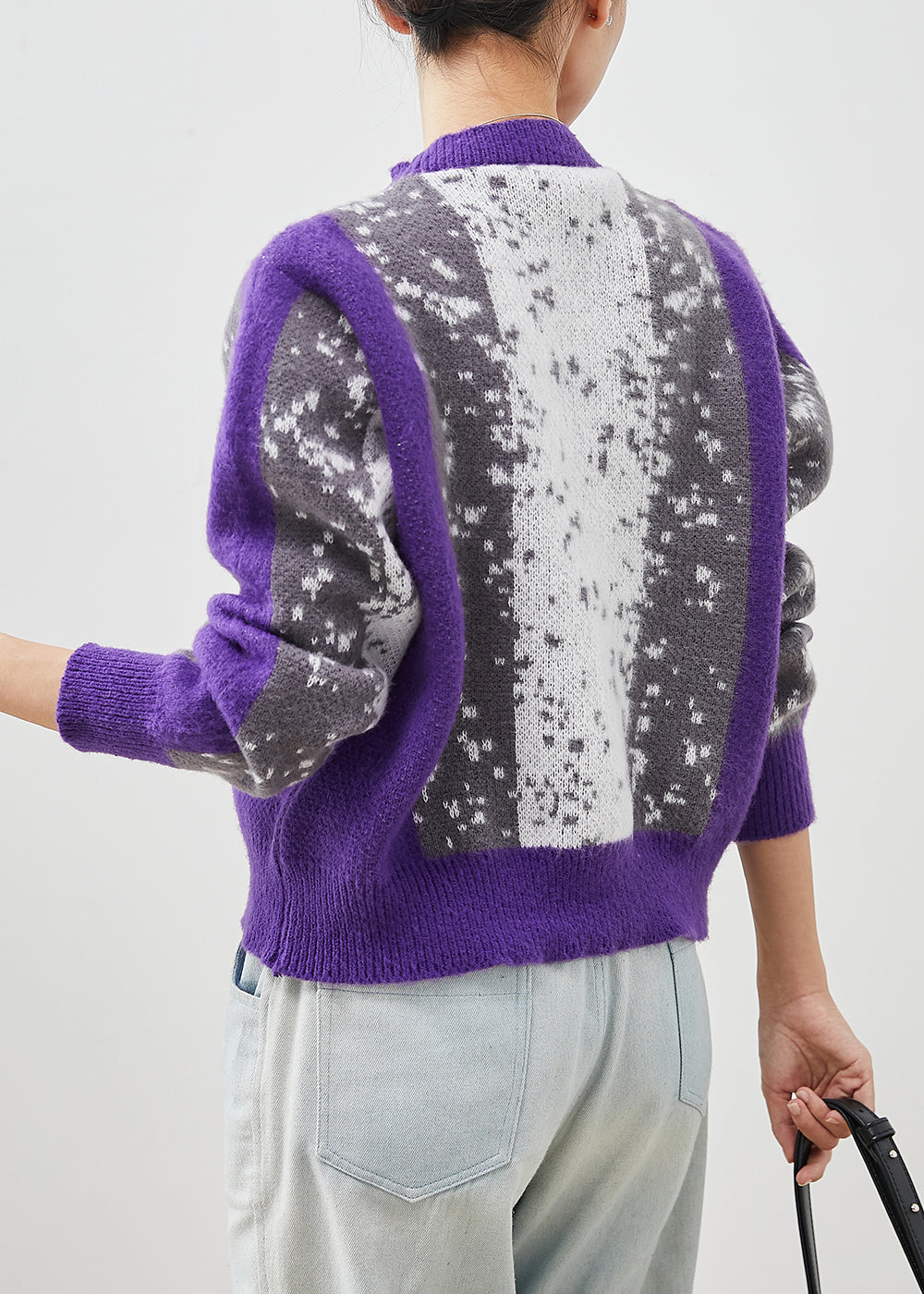 Beautifully Crafted Sweater in a Classic Style