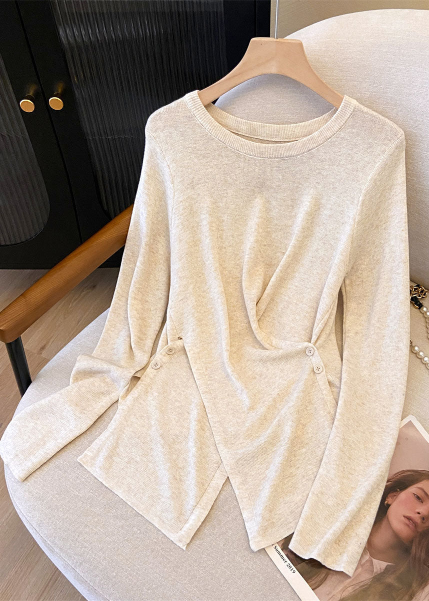A Vintage Style Top with Delicate Timeless Details
