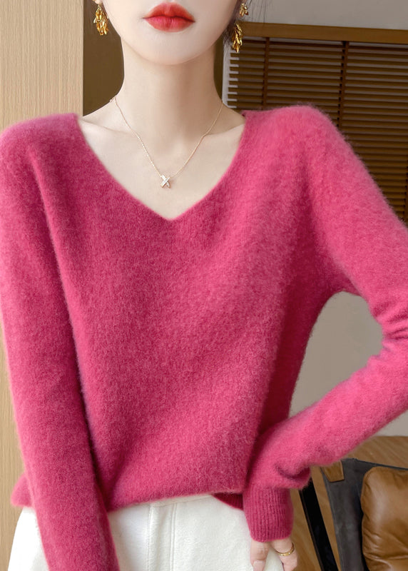 Beautifully Finished Sweater in a Timeless Design