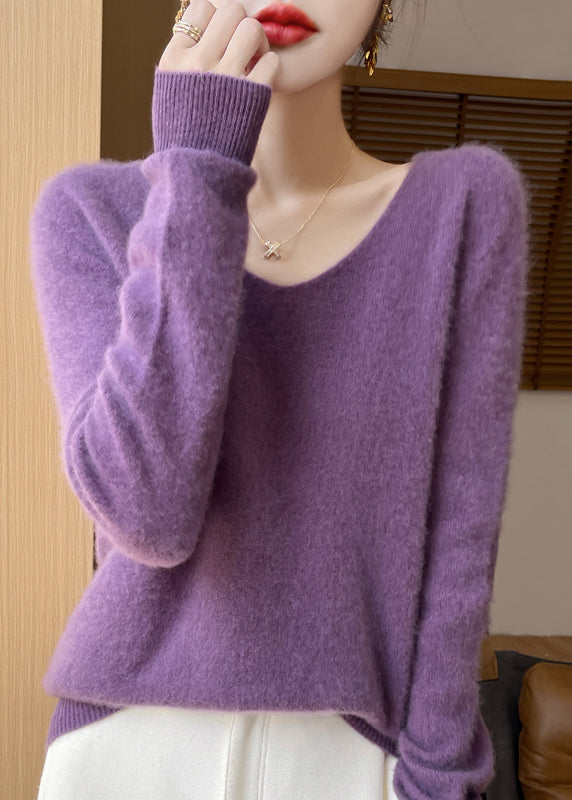 Beautifully Finished Sweater in a Timeless Design