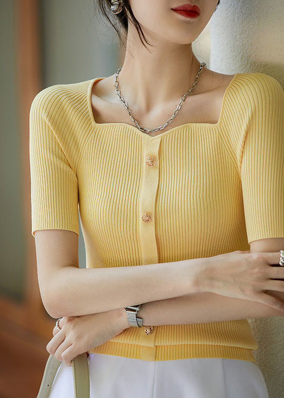 Polished Top with an Effortless Classic Look