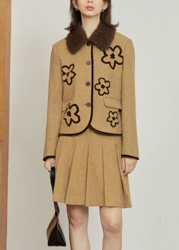 A Vintage Style Coat with Delicate Timeless Details