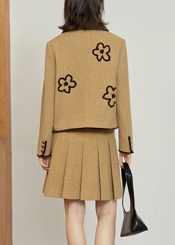 A Vintage Style Coat with Delicate Timeless Details