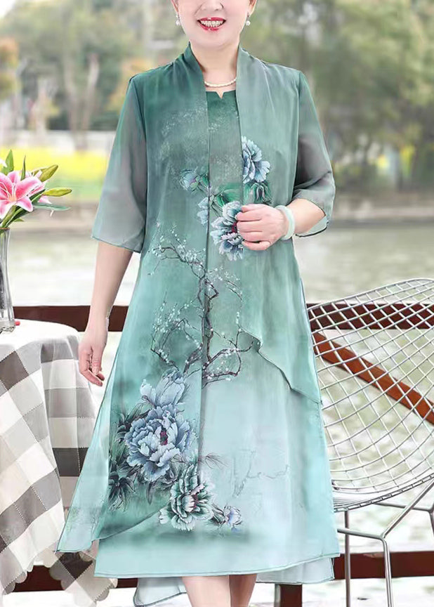 Classic Vintage & Enduringly Stylish Dress