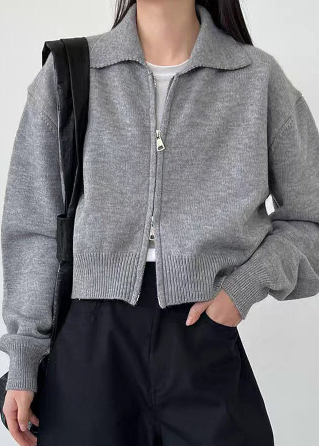 Gracefully Styled Cardigan for Any Occasion