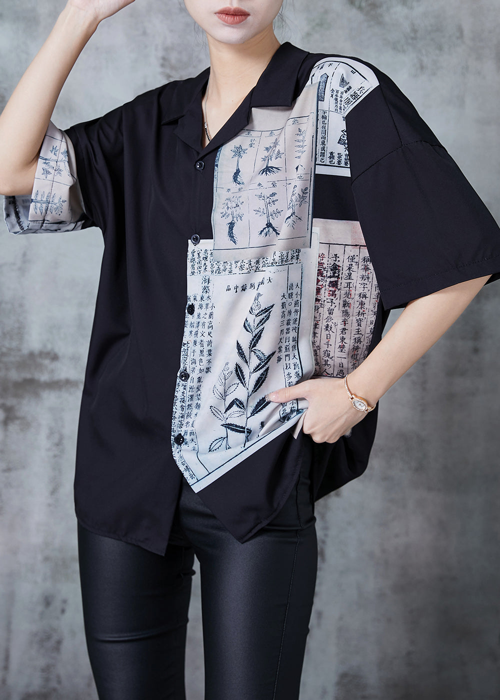 Beautifully Crafted Blouse in a Classic Style